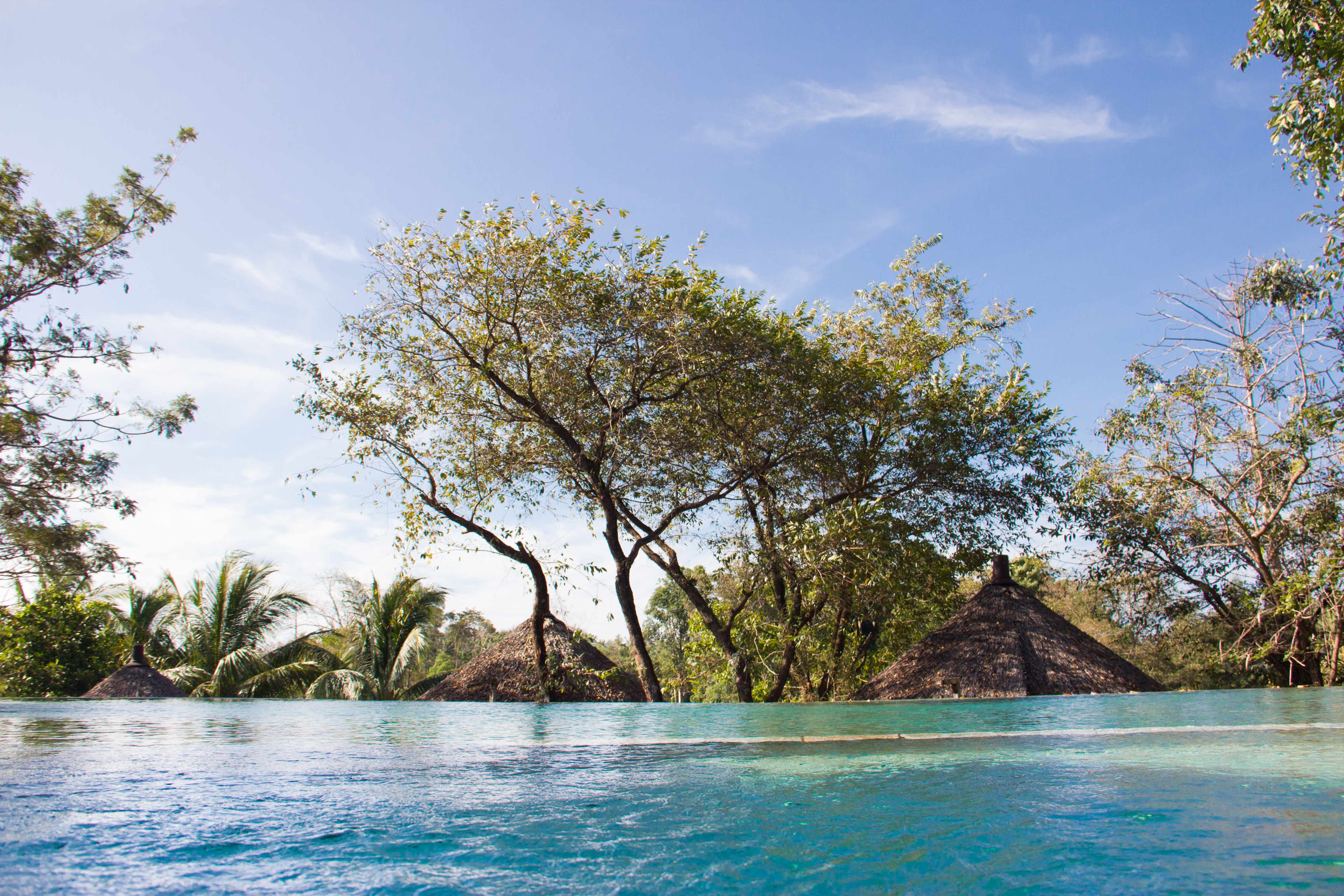 Aana Resort