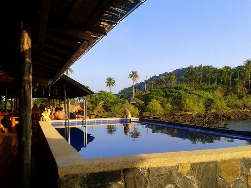 Cliff Cottage Resort