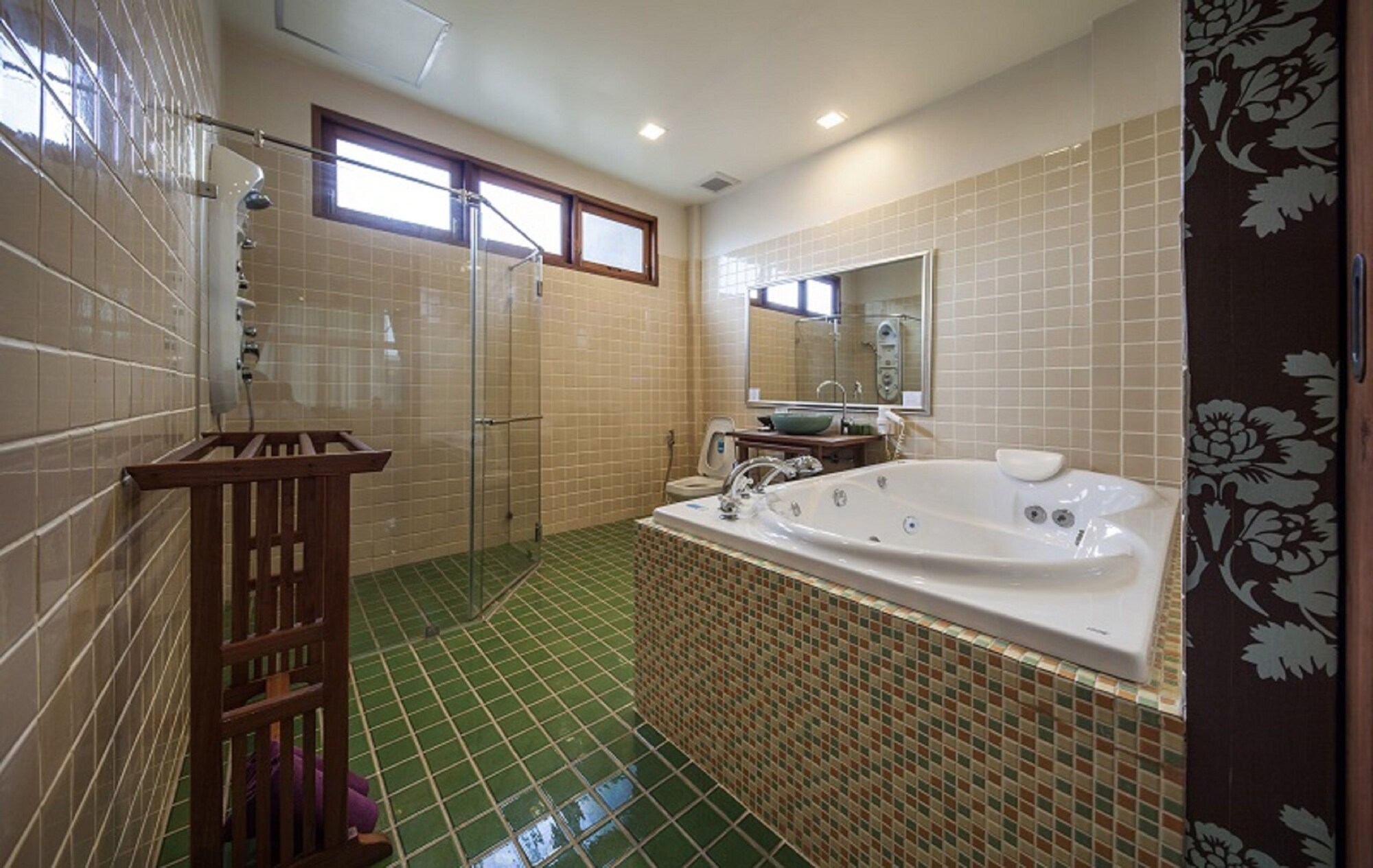 Gaja Puri Resort & Spa