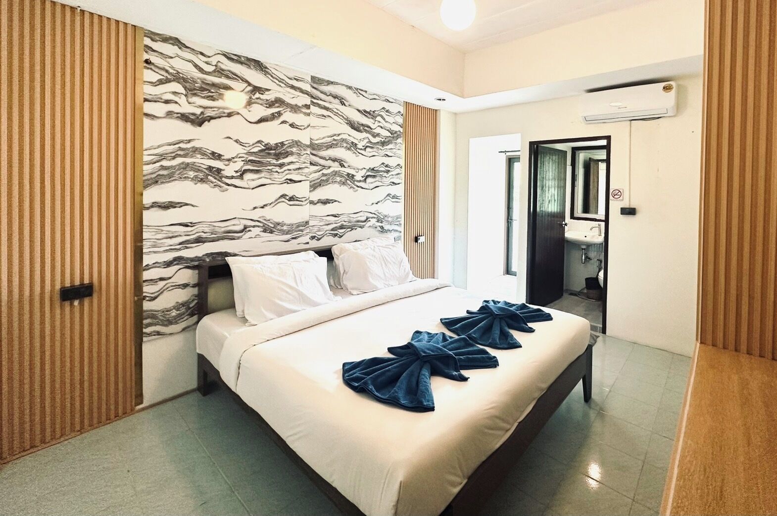 Koh Chang Cabana Hotel