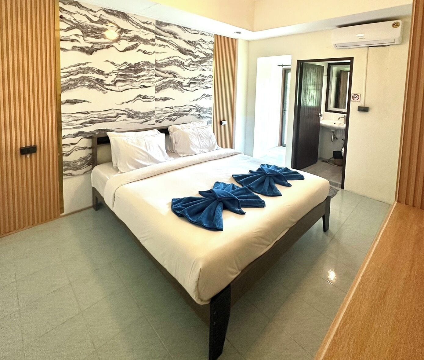 Koh Chang Cabana Hotel