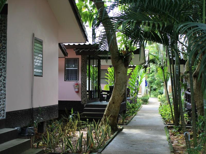 Nang Nual Beach Resort