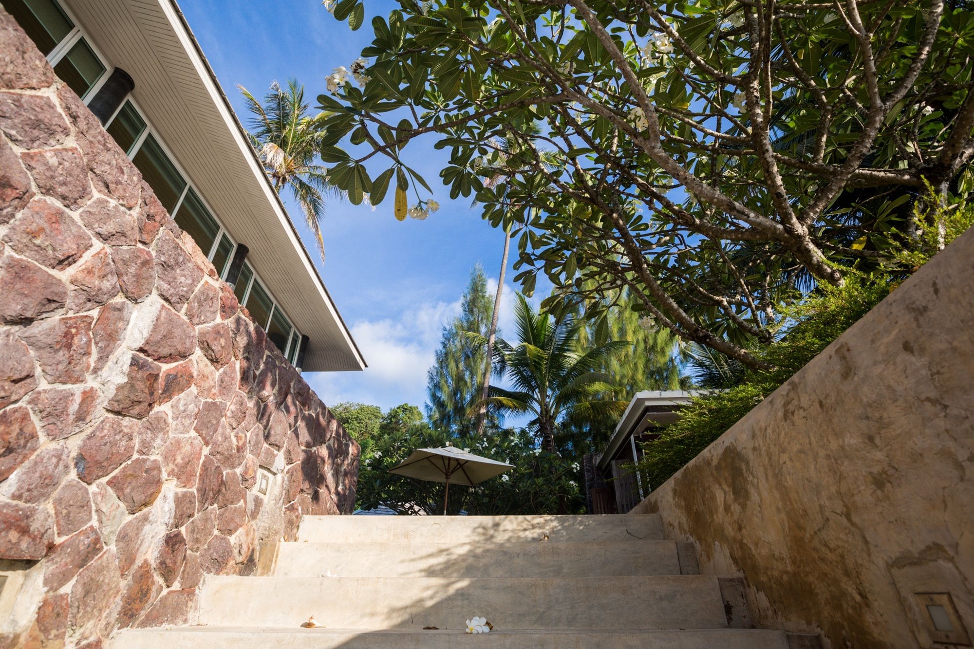 Na Tara Resort