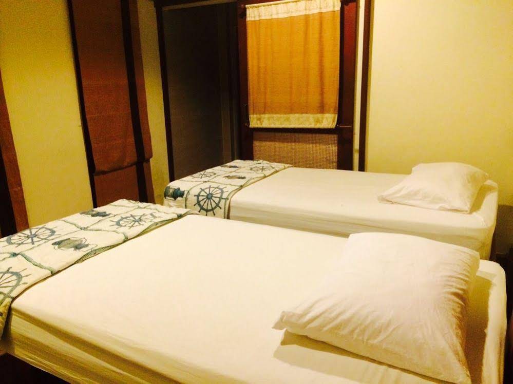 Salakphet Resort