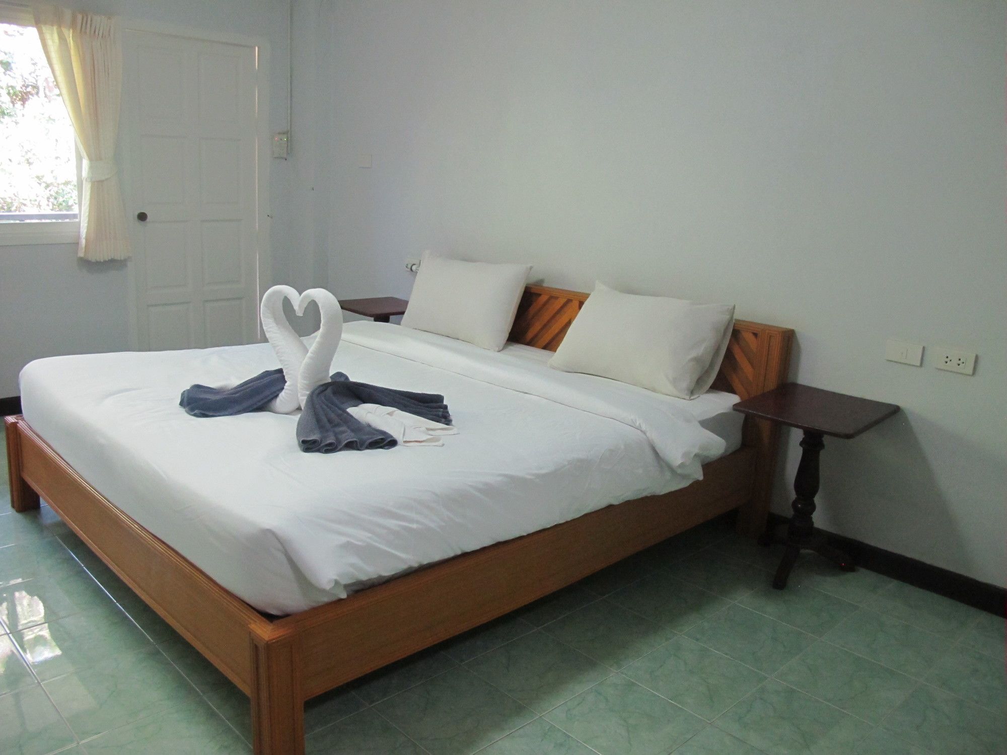 V.J. Bed and Breakfast