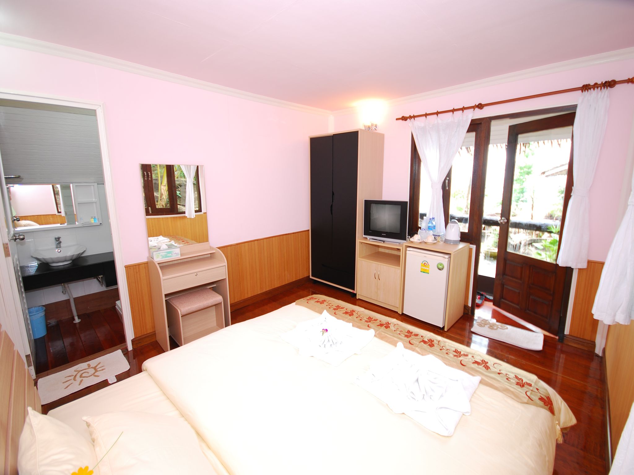 A Na Lay Resort