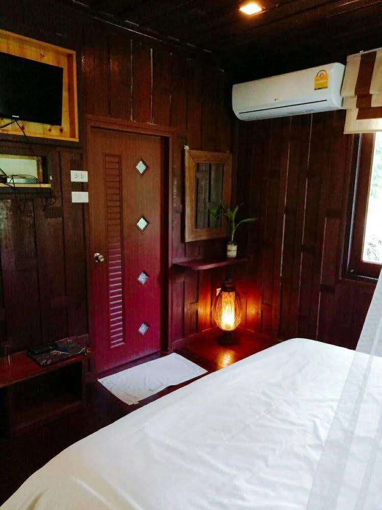 Baan Bua Cottage