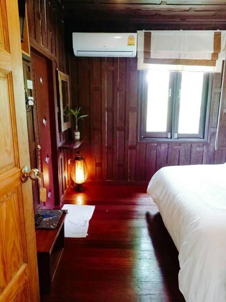 Baan Bua Cottage
