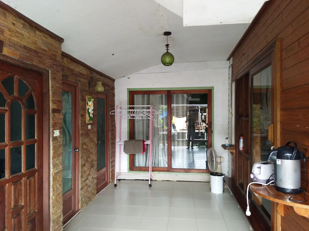 Ban Raw Homestay