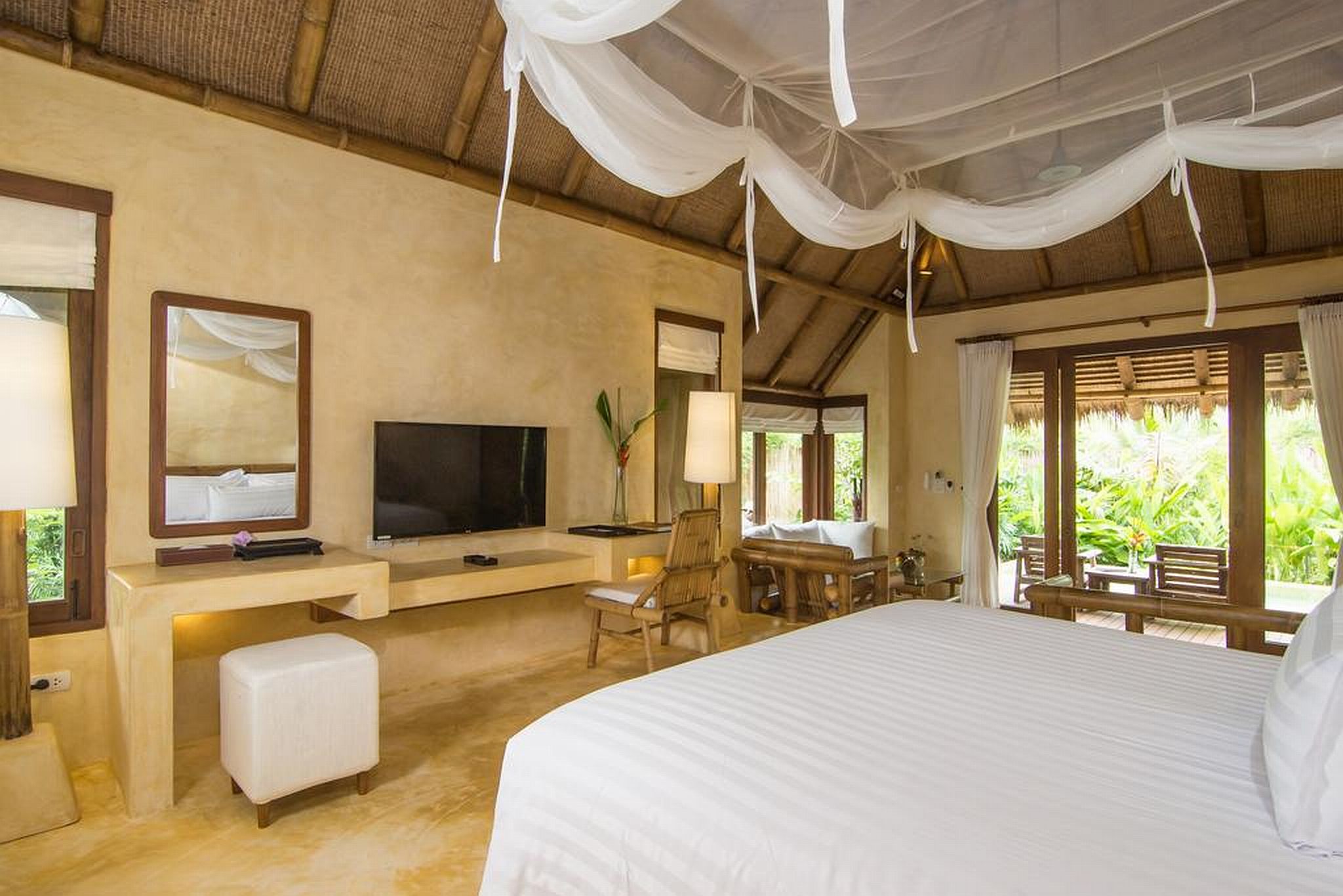 High Season Pool Villa & Spa