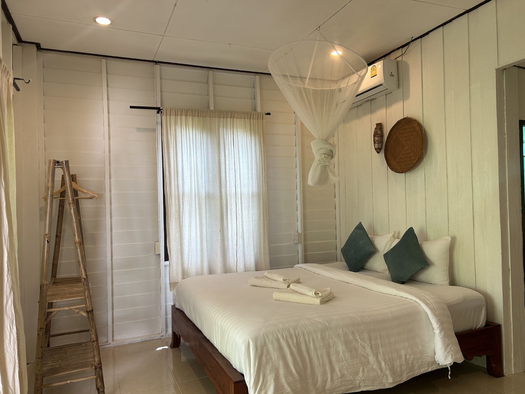 The River Retreat Koh Mak