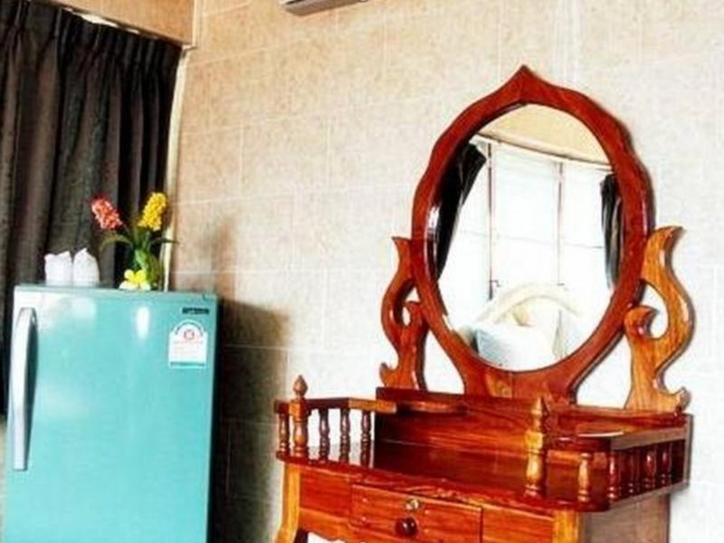 Jirawan Hotel