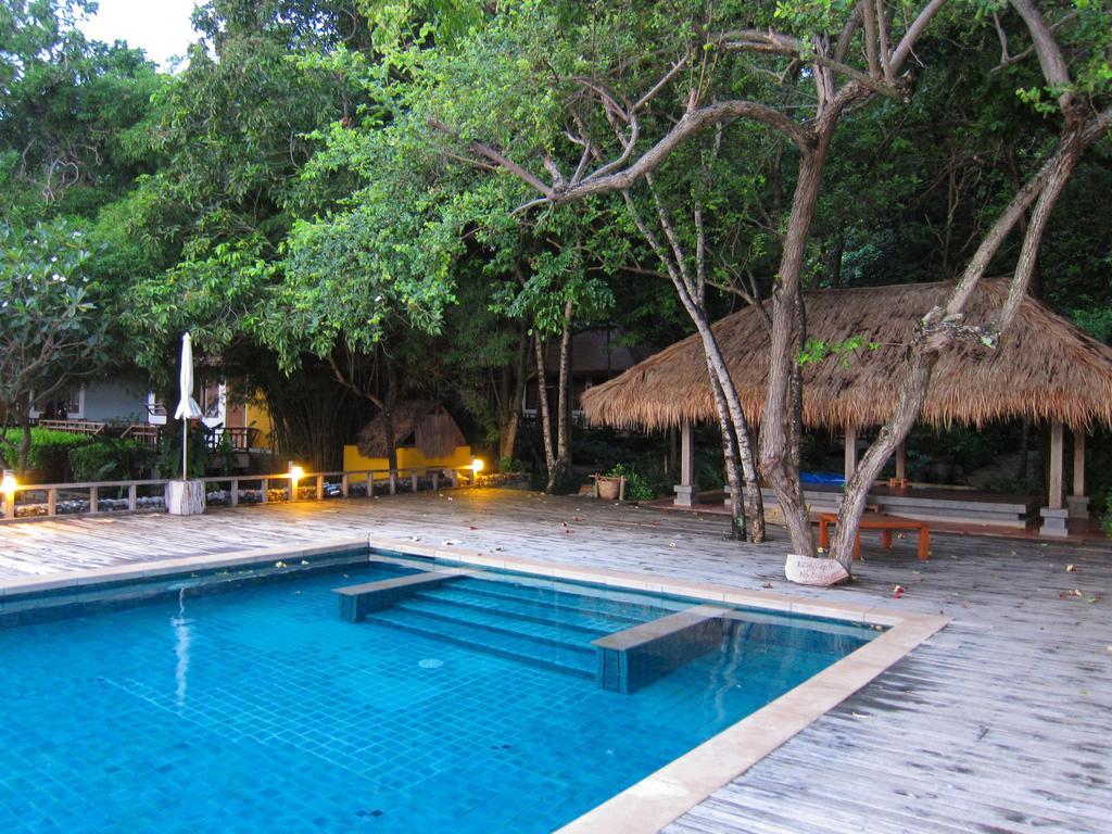 Mooban Talay Resort