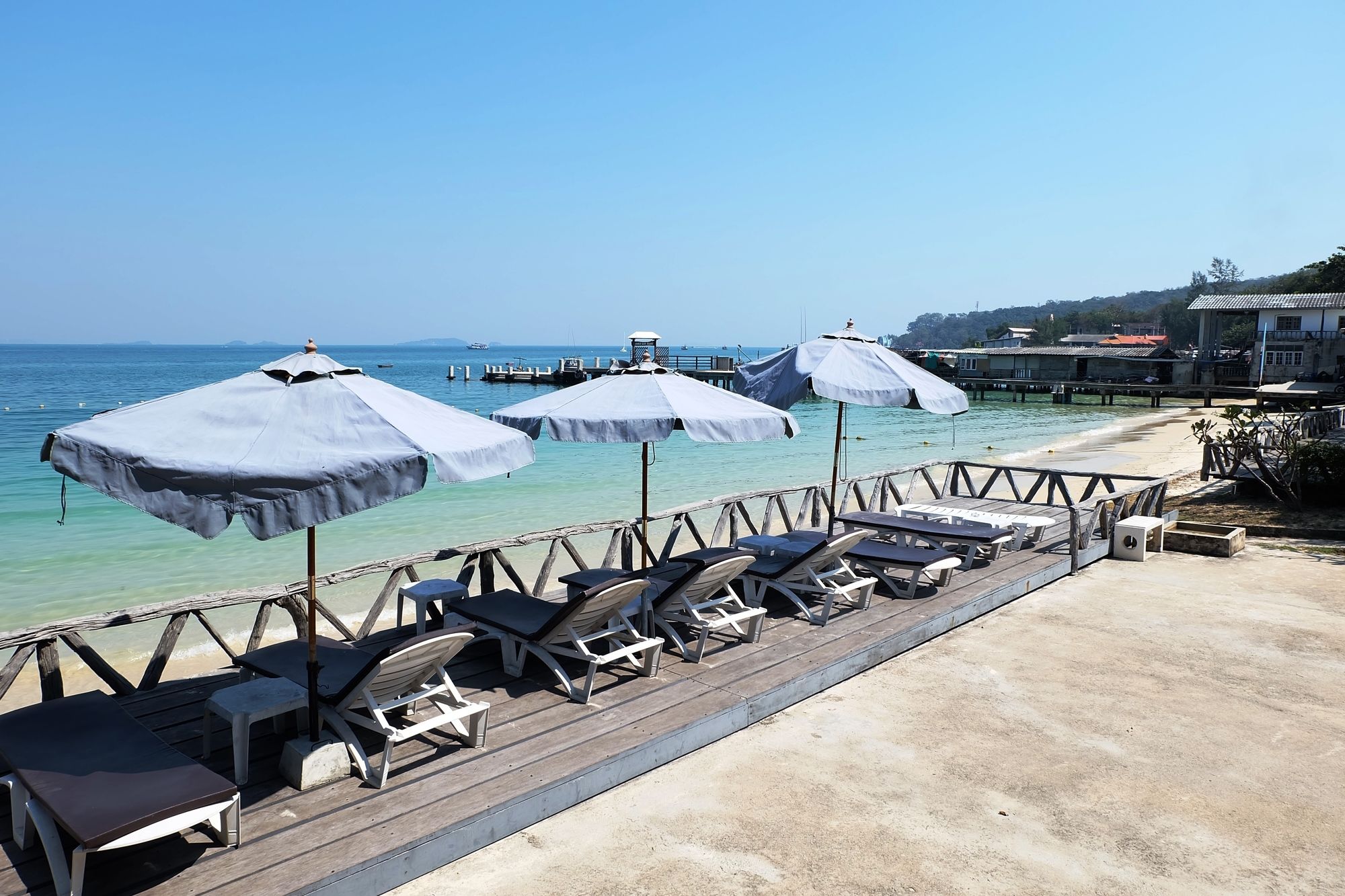 Samed Cliff Resort