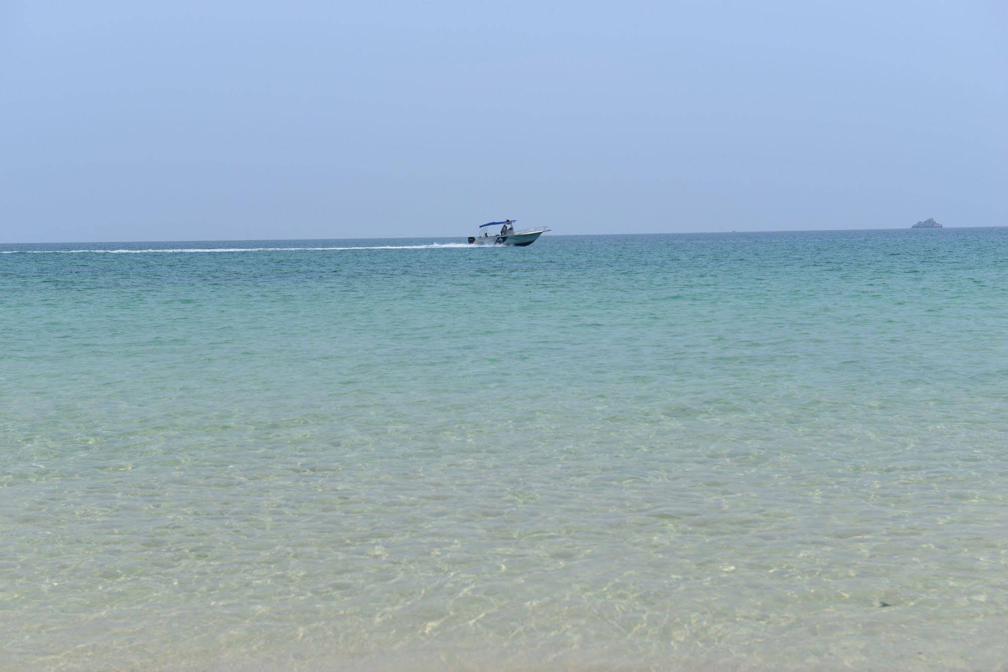 Sangthian Beach Resort