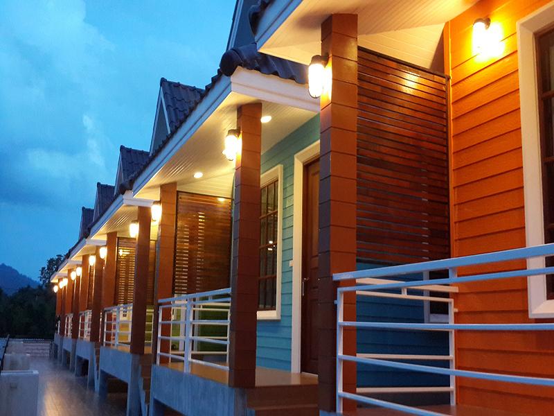 Toffee House Resort