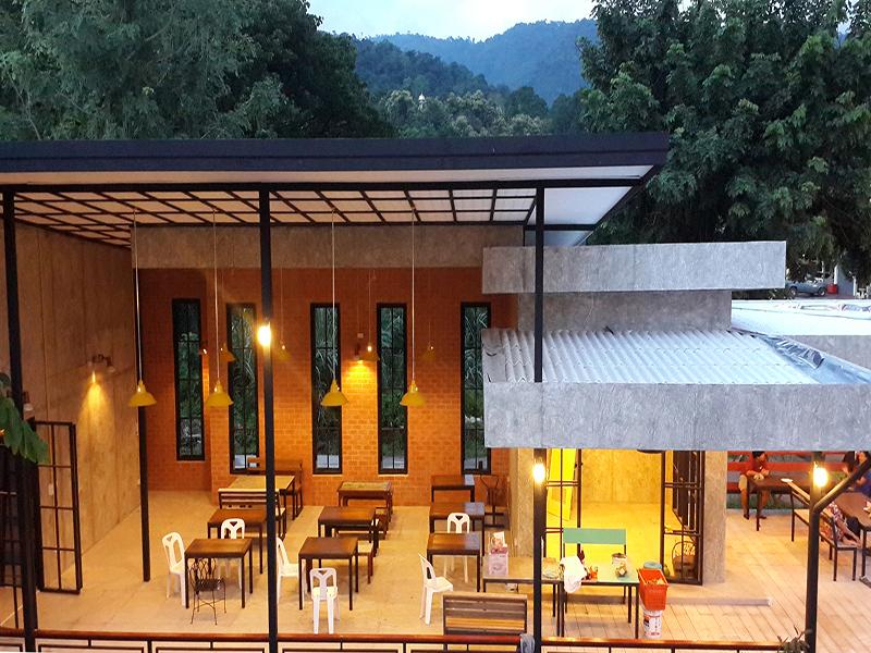 Toffee House Resort