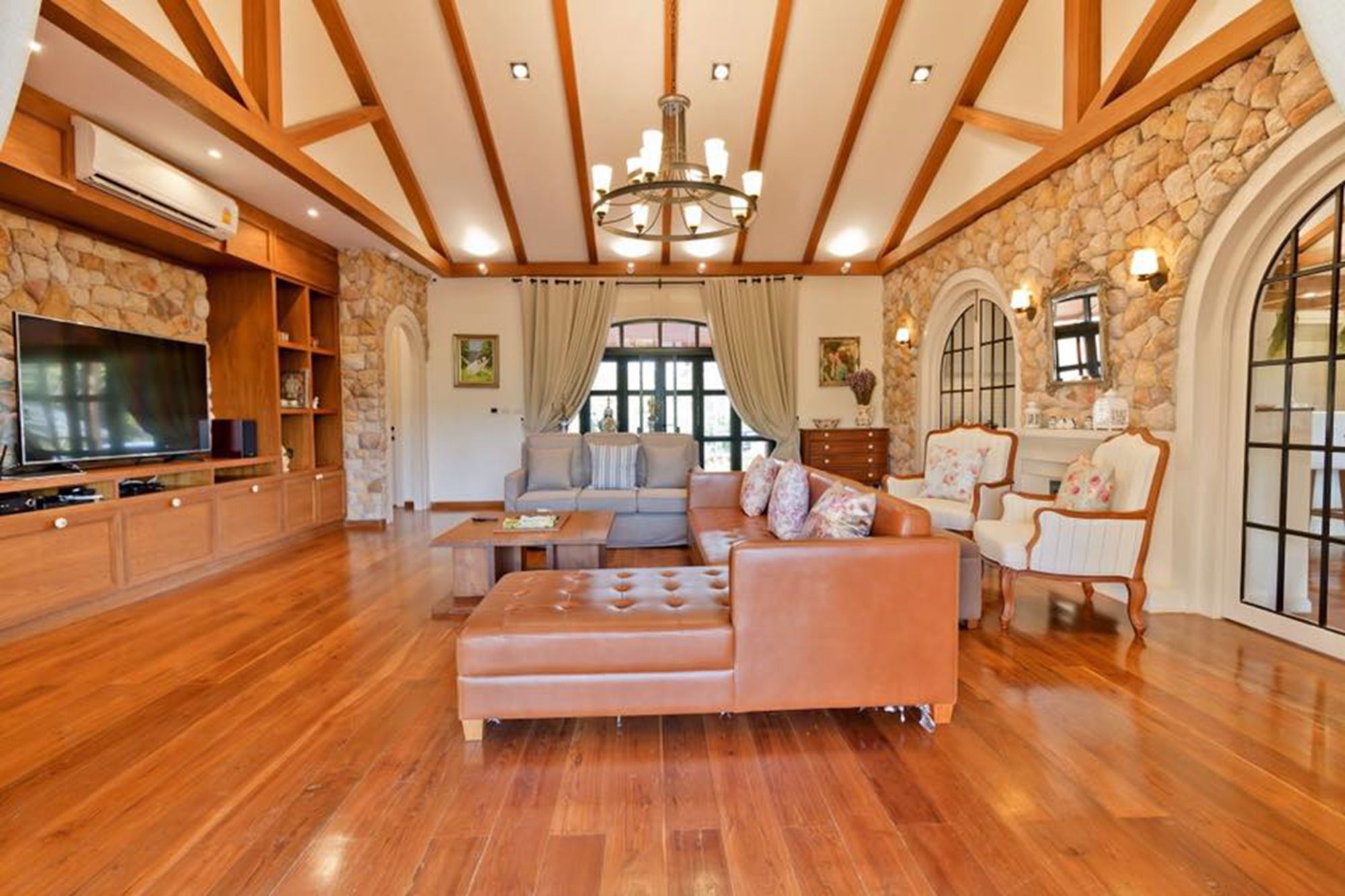 Chateau De Prim Khao Yai