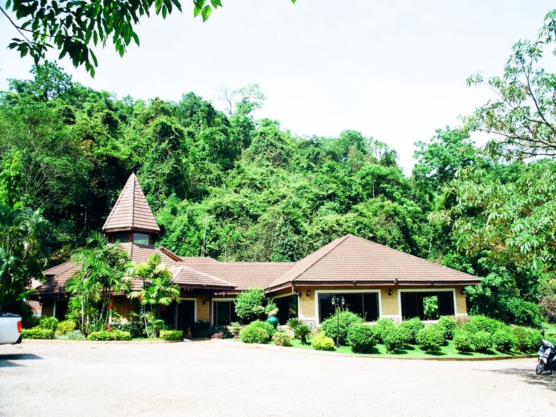 Khao Yai Wanalee Hotel & Resort