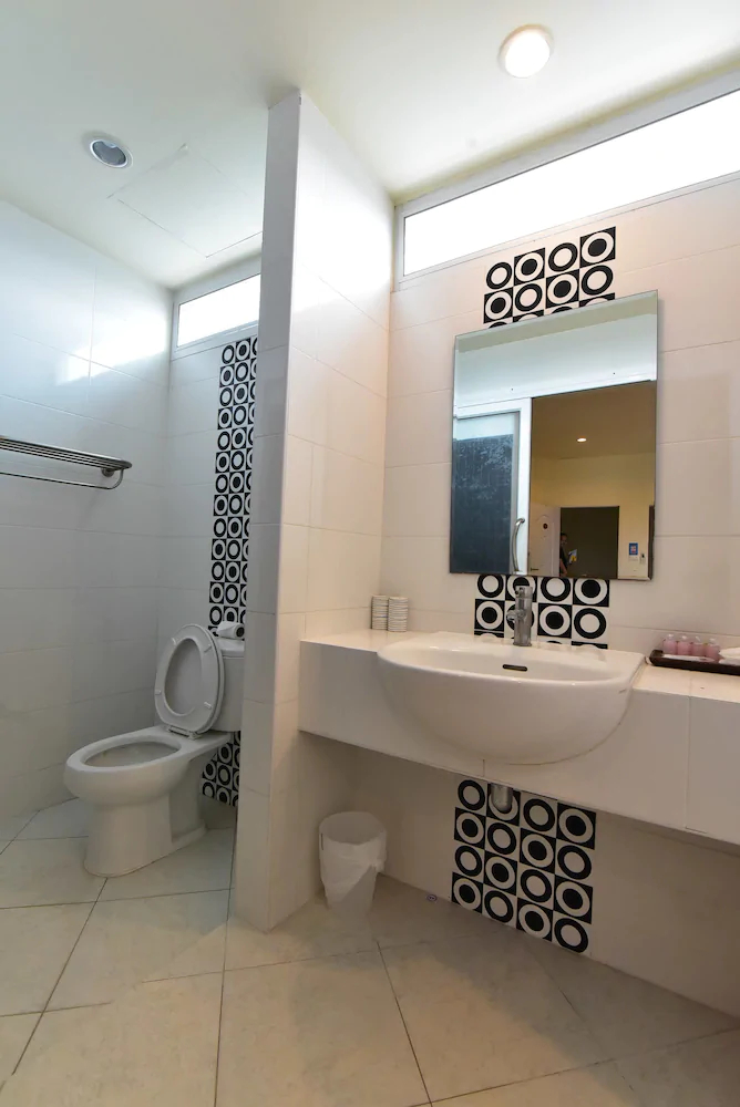 Tharakiree Place Hotel