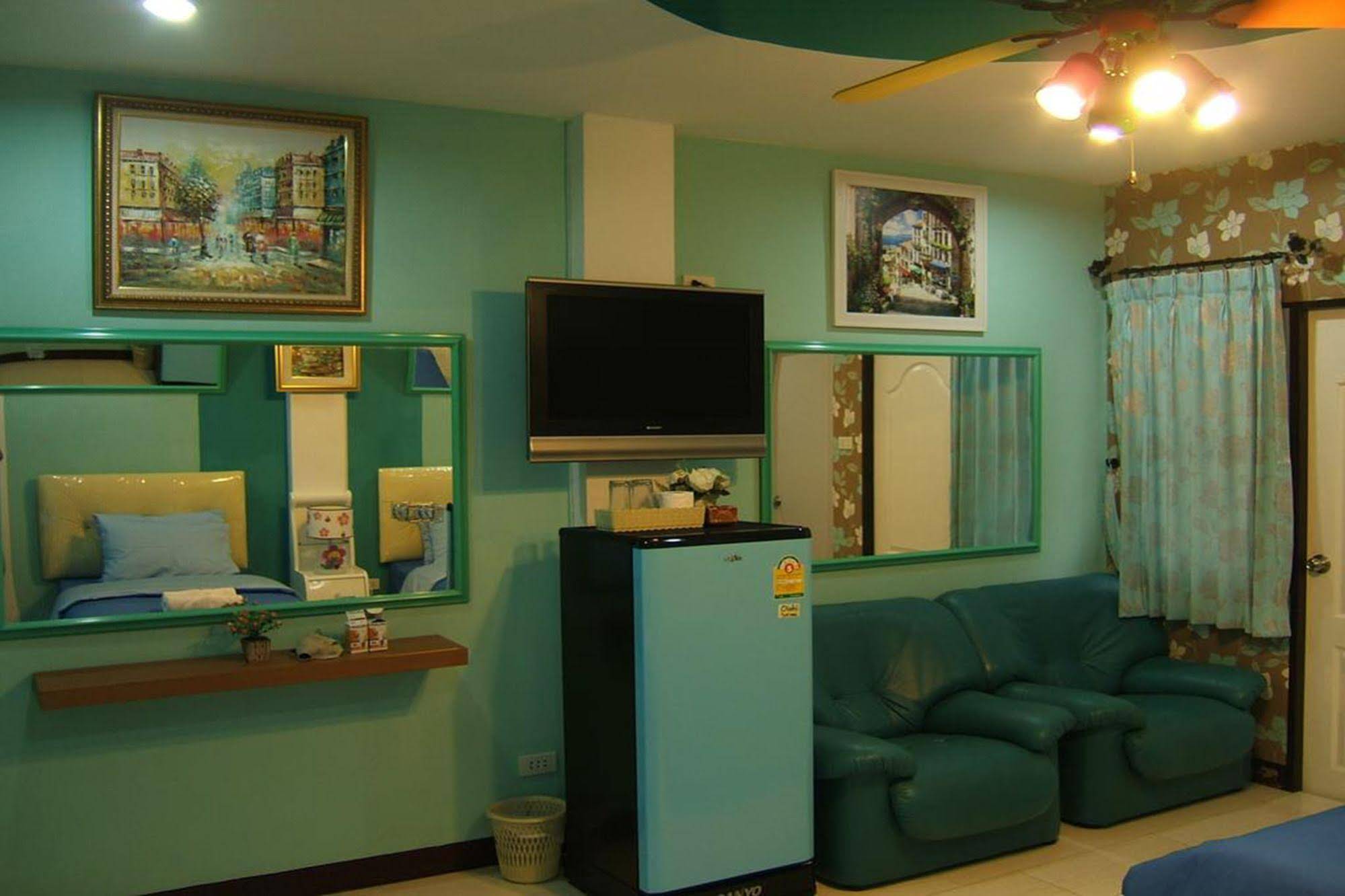The Beehive Place Pakchong