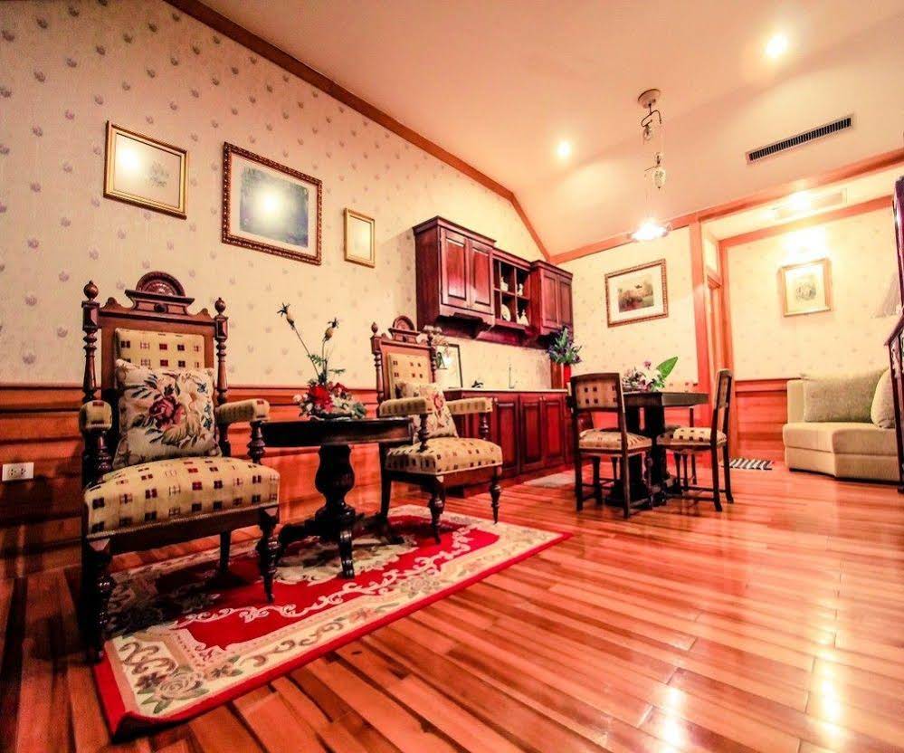 The Log Home Experience Khao Yai