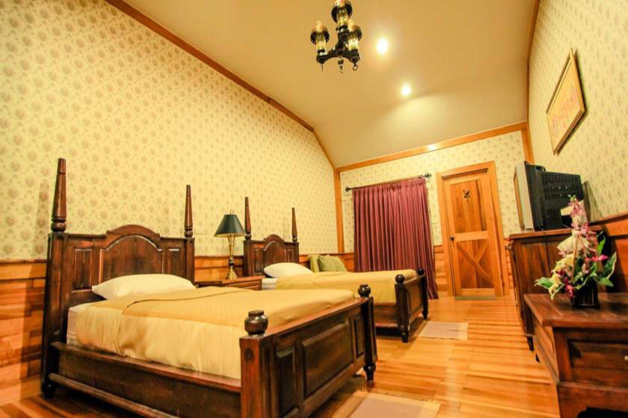 The Log Home Experience Khao Yai