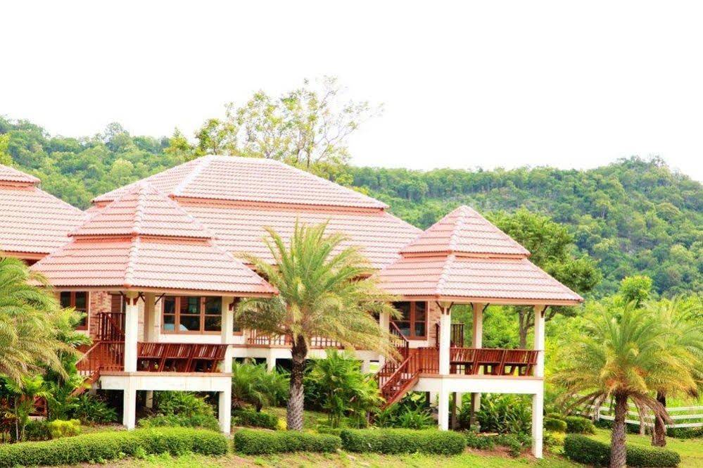 Thongsathit Resort Hill Khao Yai