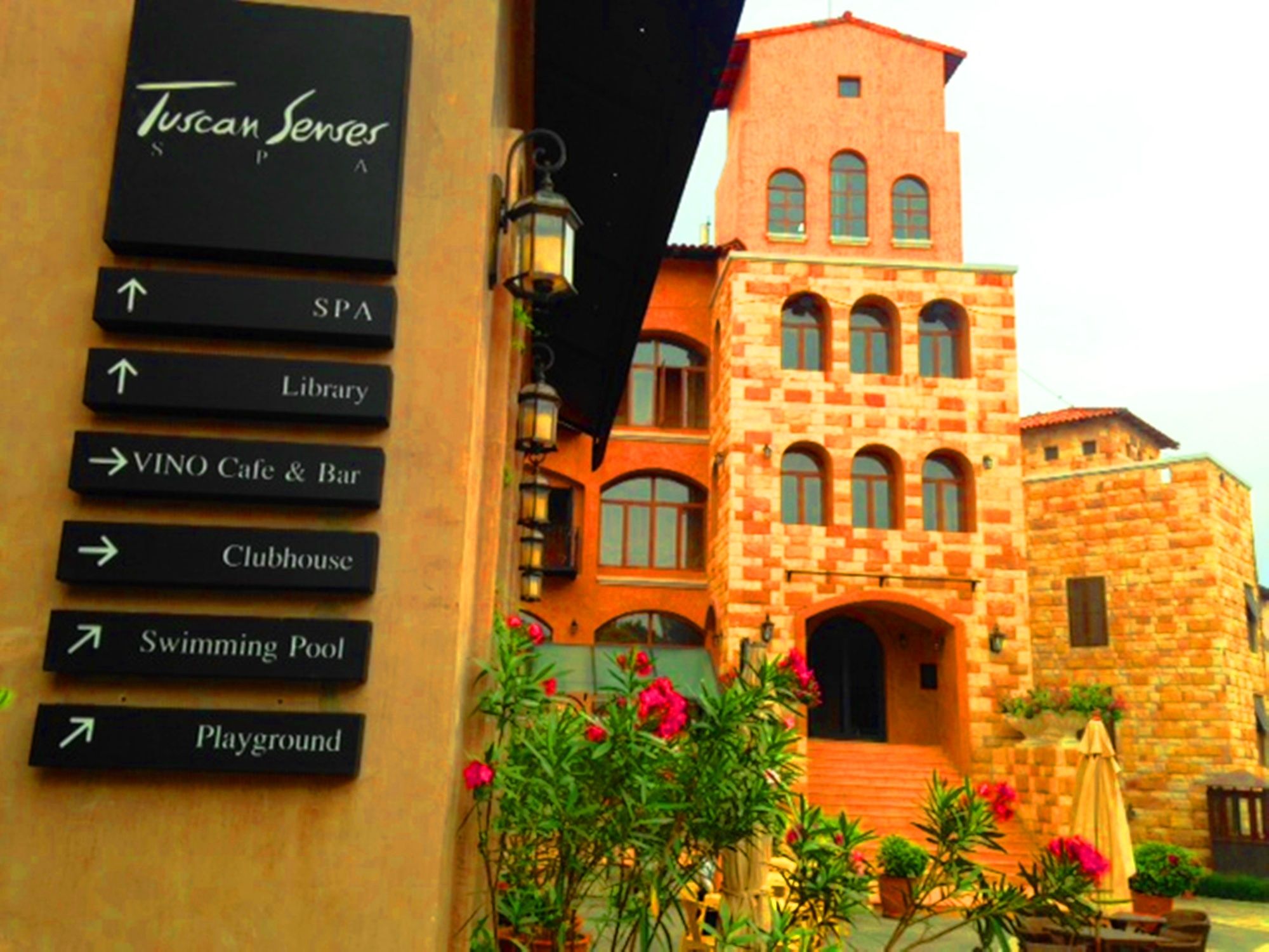 Town Square Suites by Toscana Valley