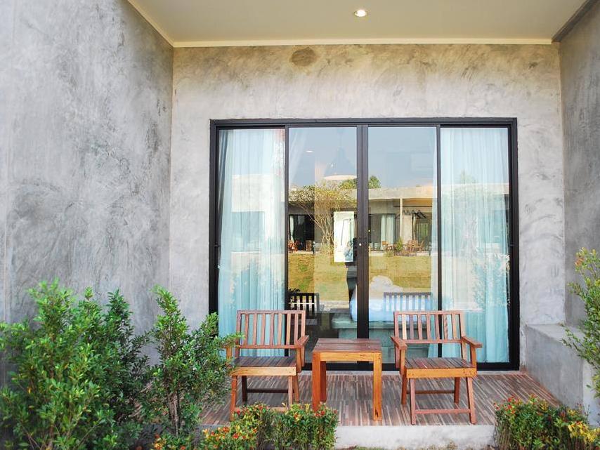 Molloft Resort