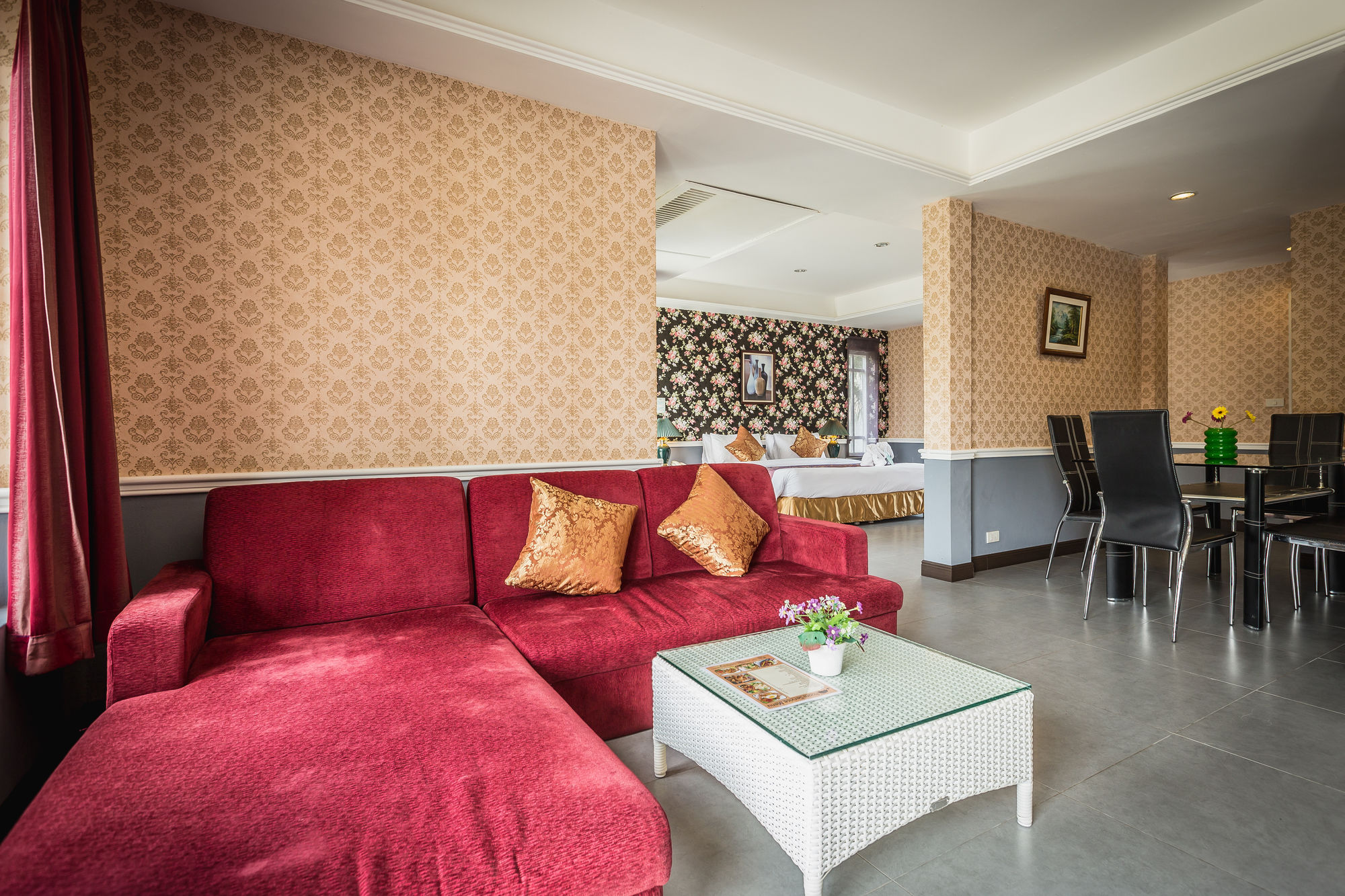 Brookside Valley Resort