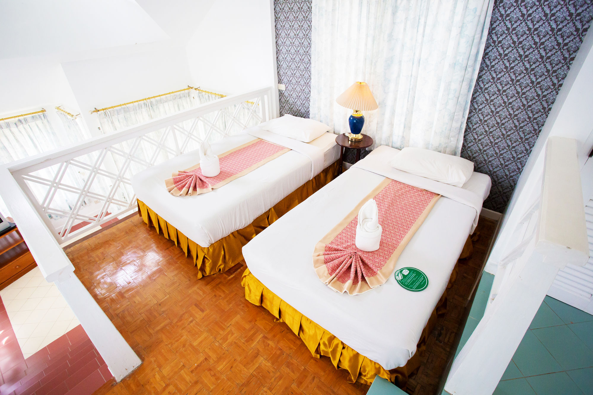 Brookside Valley Resort