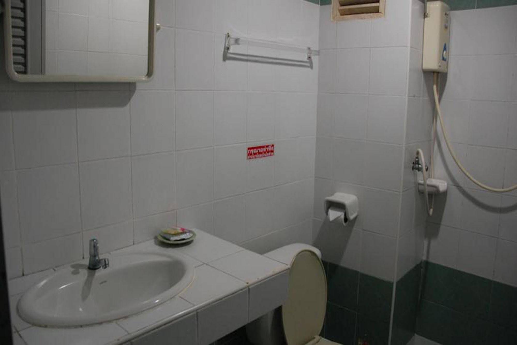Central Place Hotel