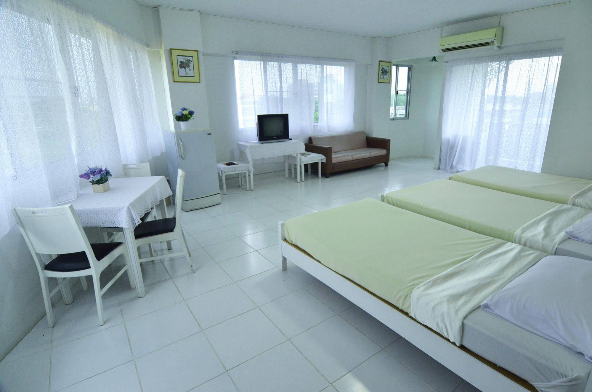 Chomdao Hotel