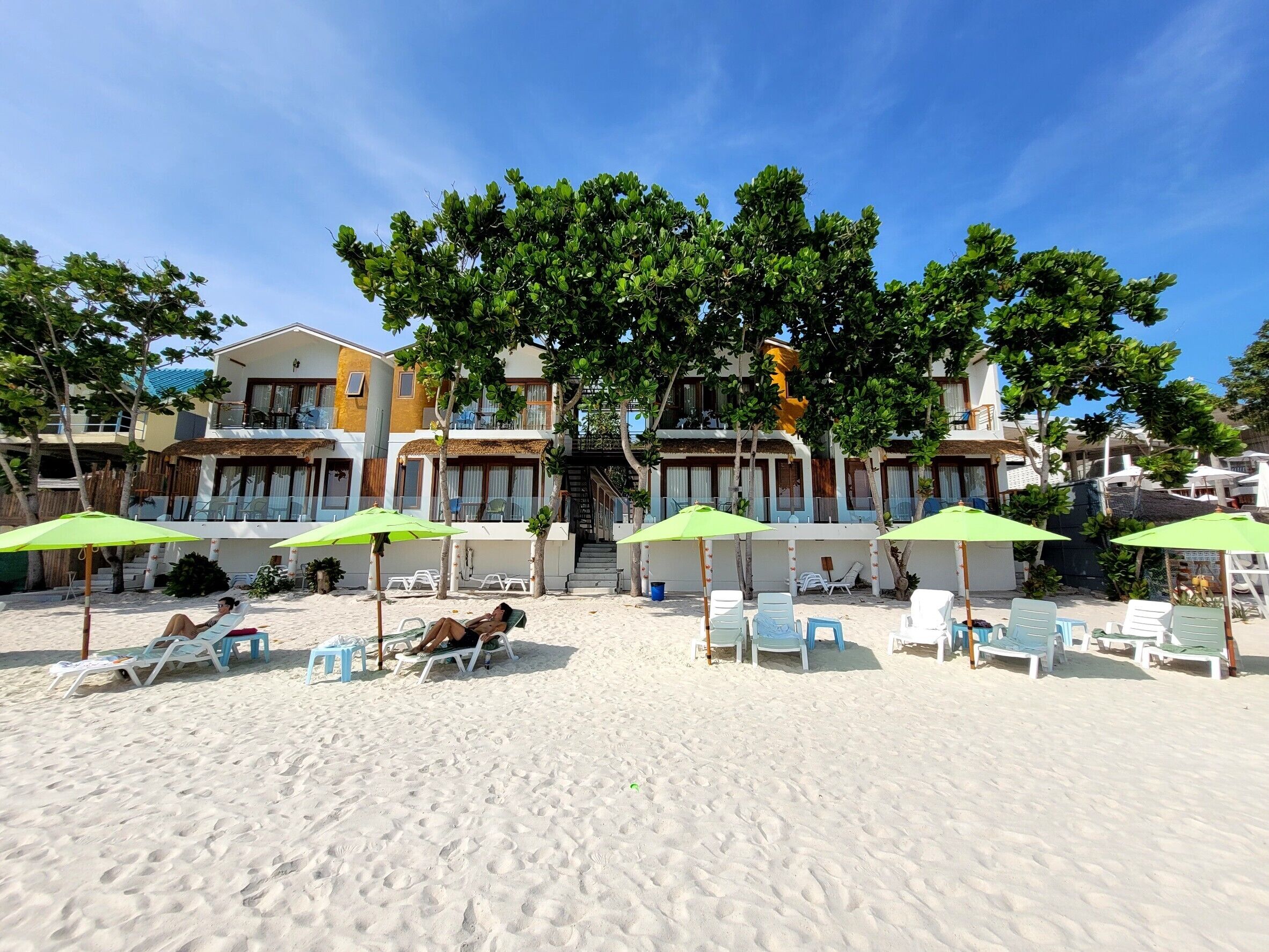 Diamond Beach Resort