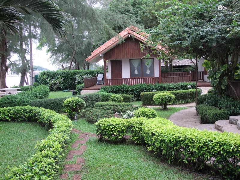 Duangtawan Beach Resort