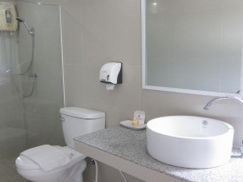 Golden House Service Apartment