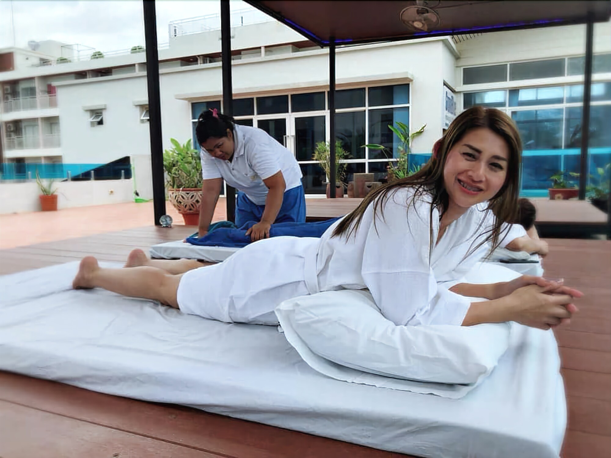 GrandBlue Resort & Beachclub