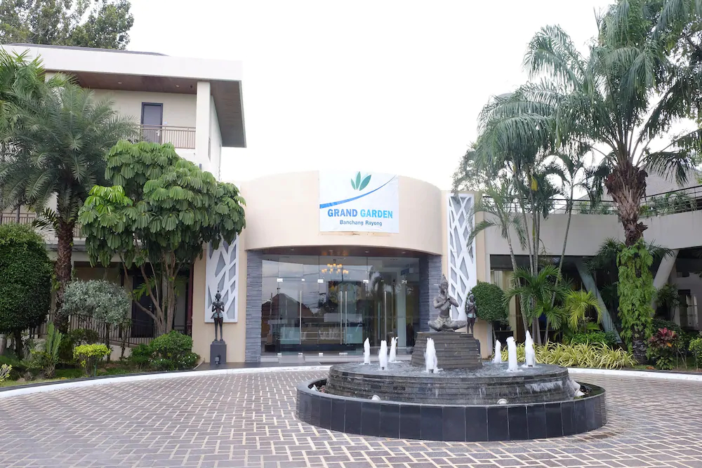 Grand Garden Hotel & Ressidence