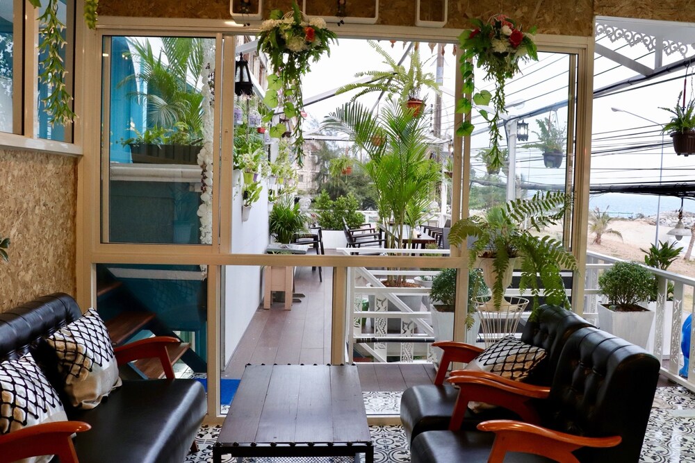 I-Talay Lodge Boutique Hotel
