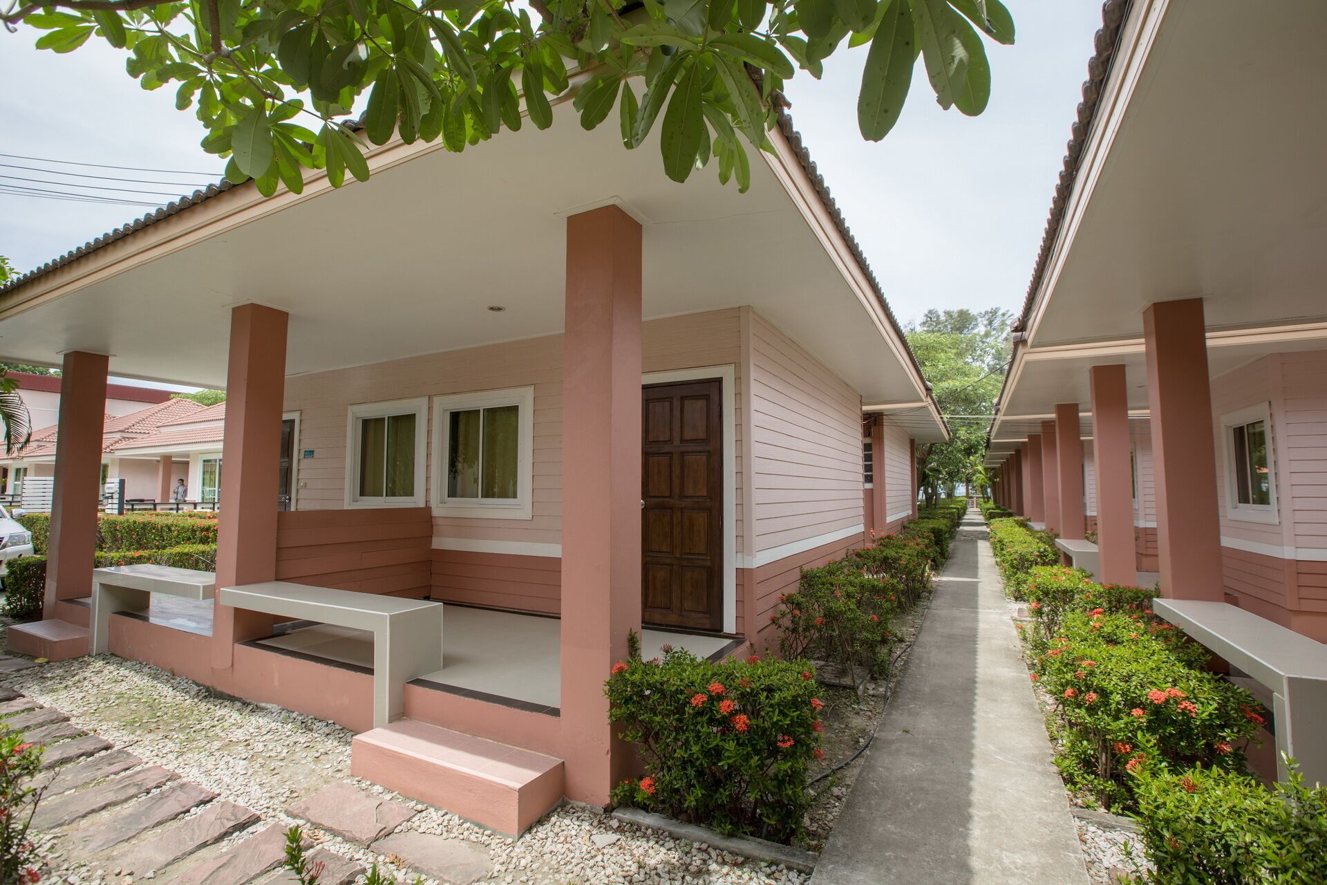 Kiang Talay Resort