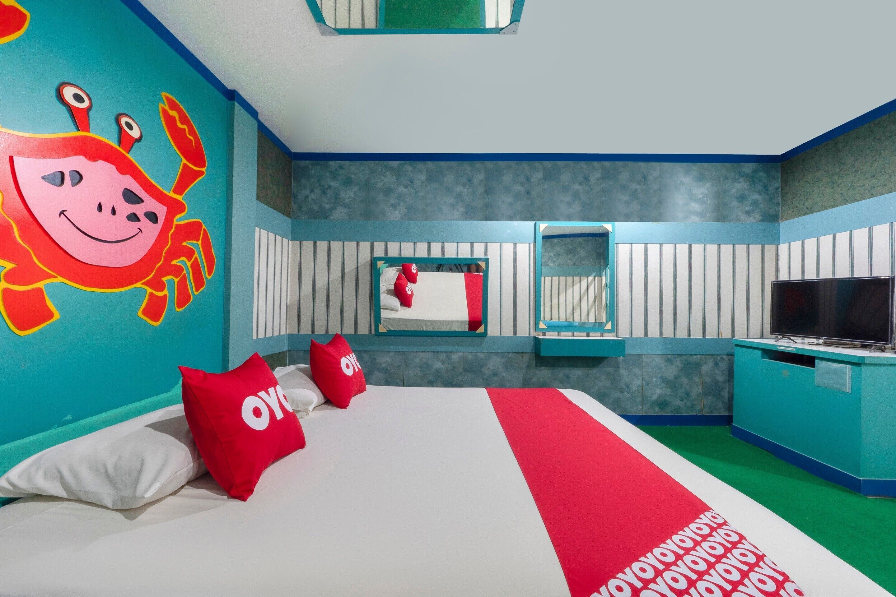 Lets Go Hotel by OYO Rooms