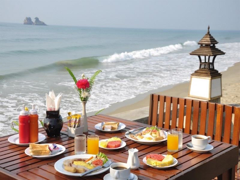 Mercure Rayong Lomtalay Villas & Resort