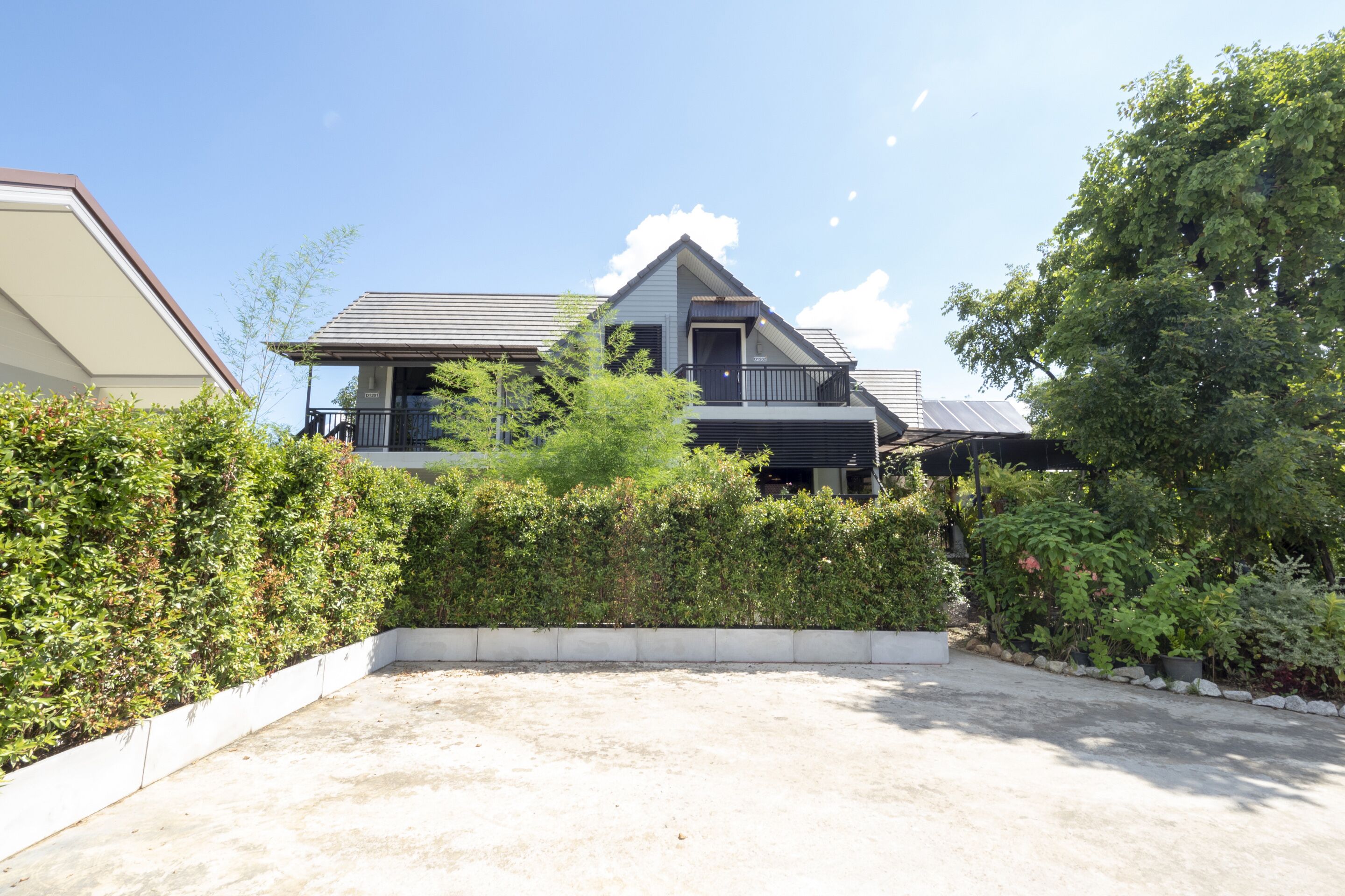 OYO 75378 Thawapee Resort