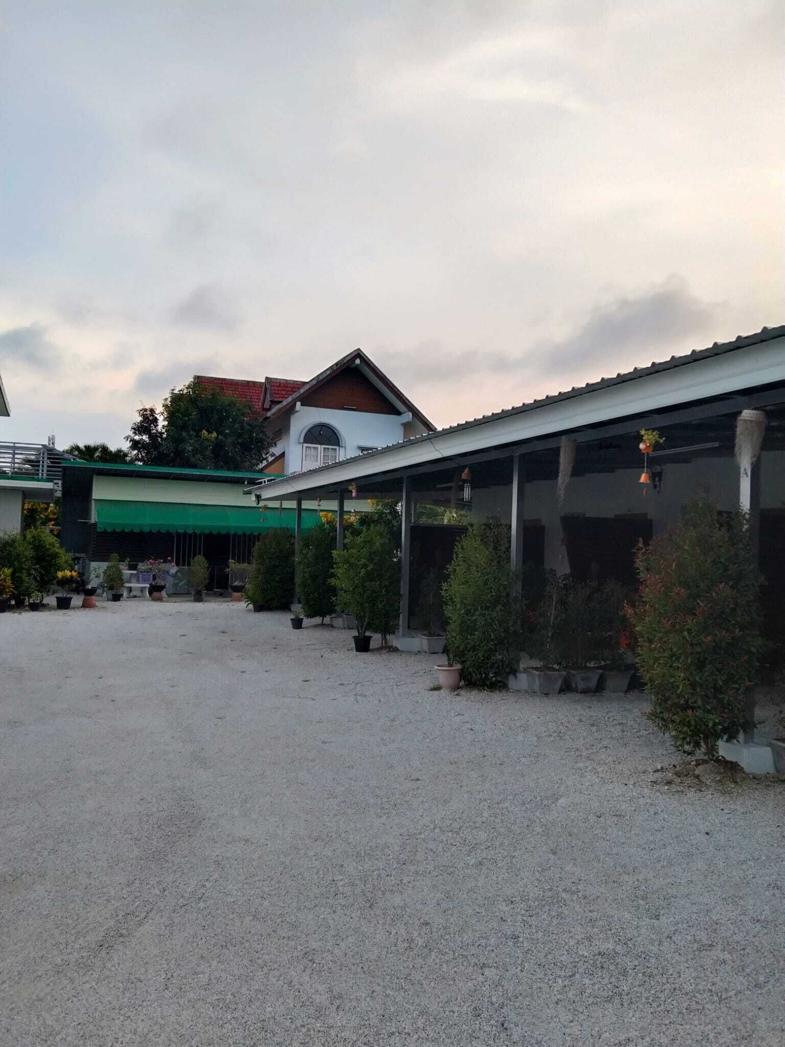 OYO 75400 Moo Yim Resort