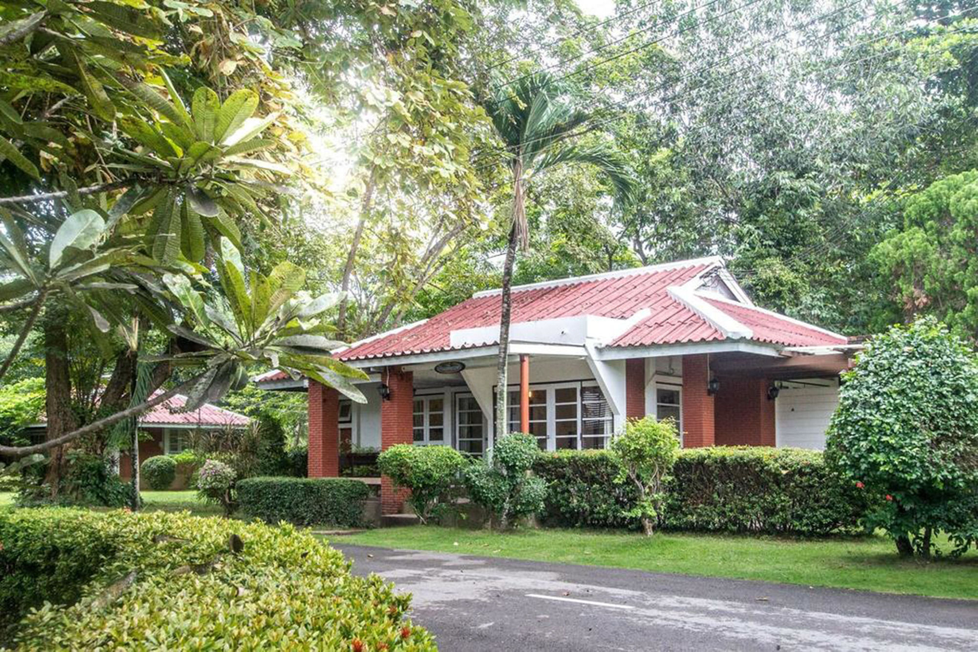 Phe Samed Villa Resort