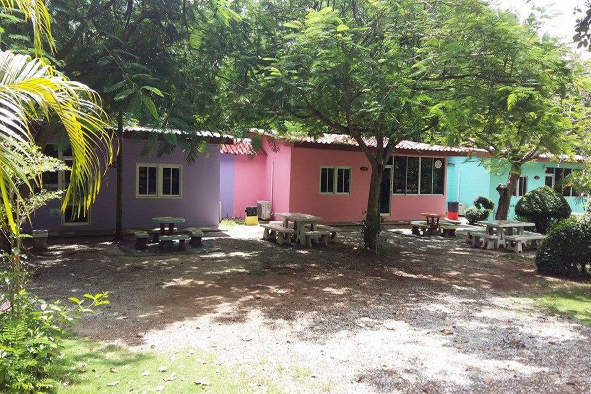 Phe Samed Villa Resort