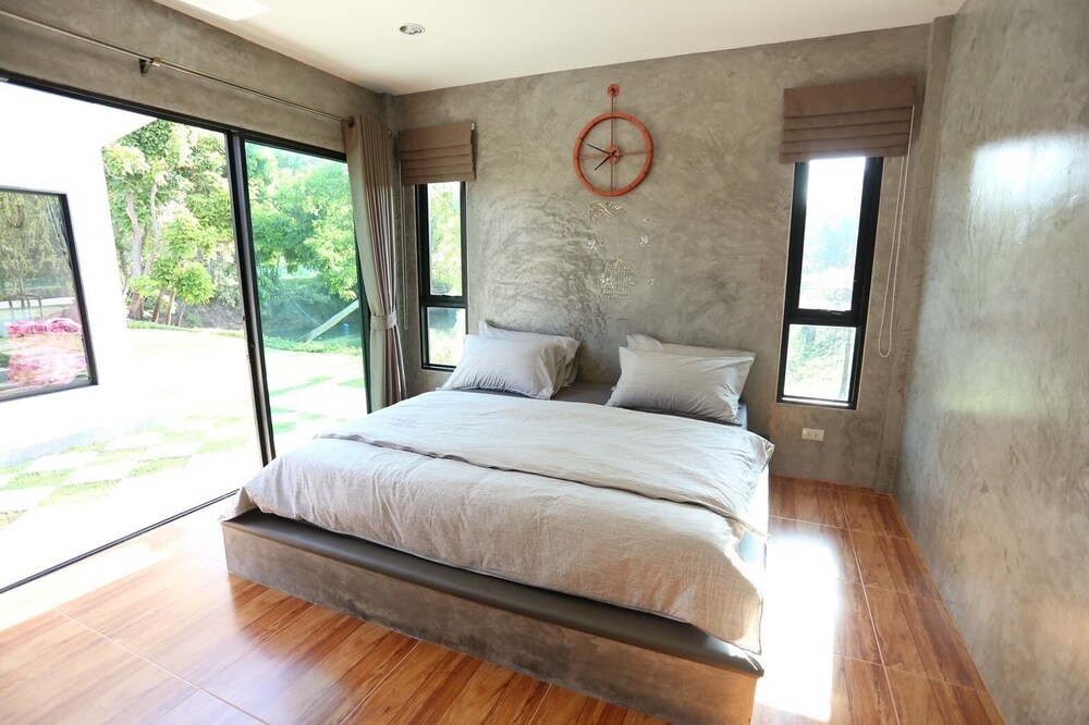 P Loft Farm