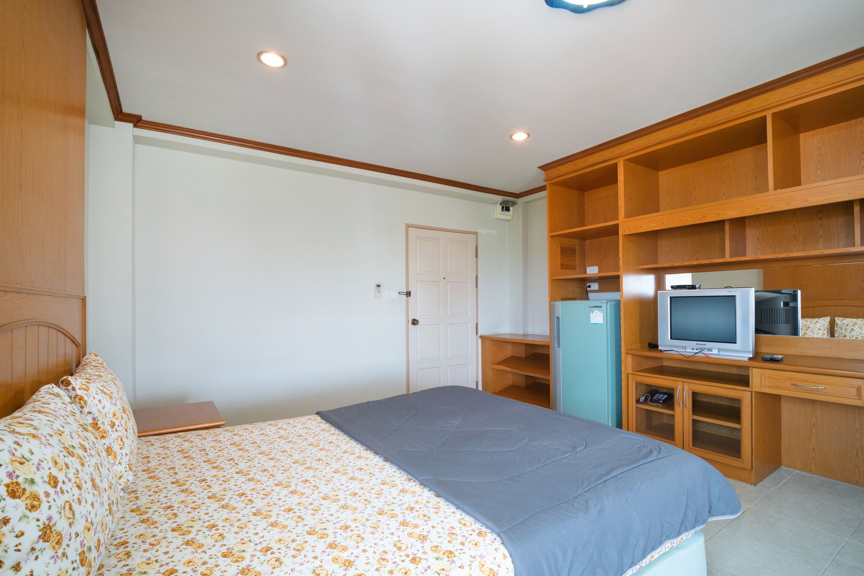 Preechana Golden Place Service Apartment by OYO