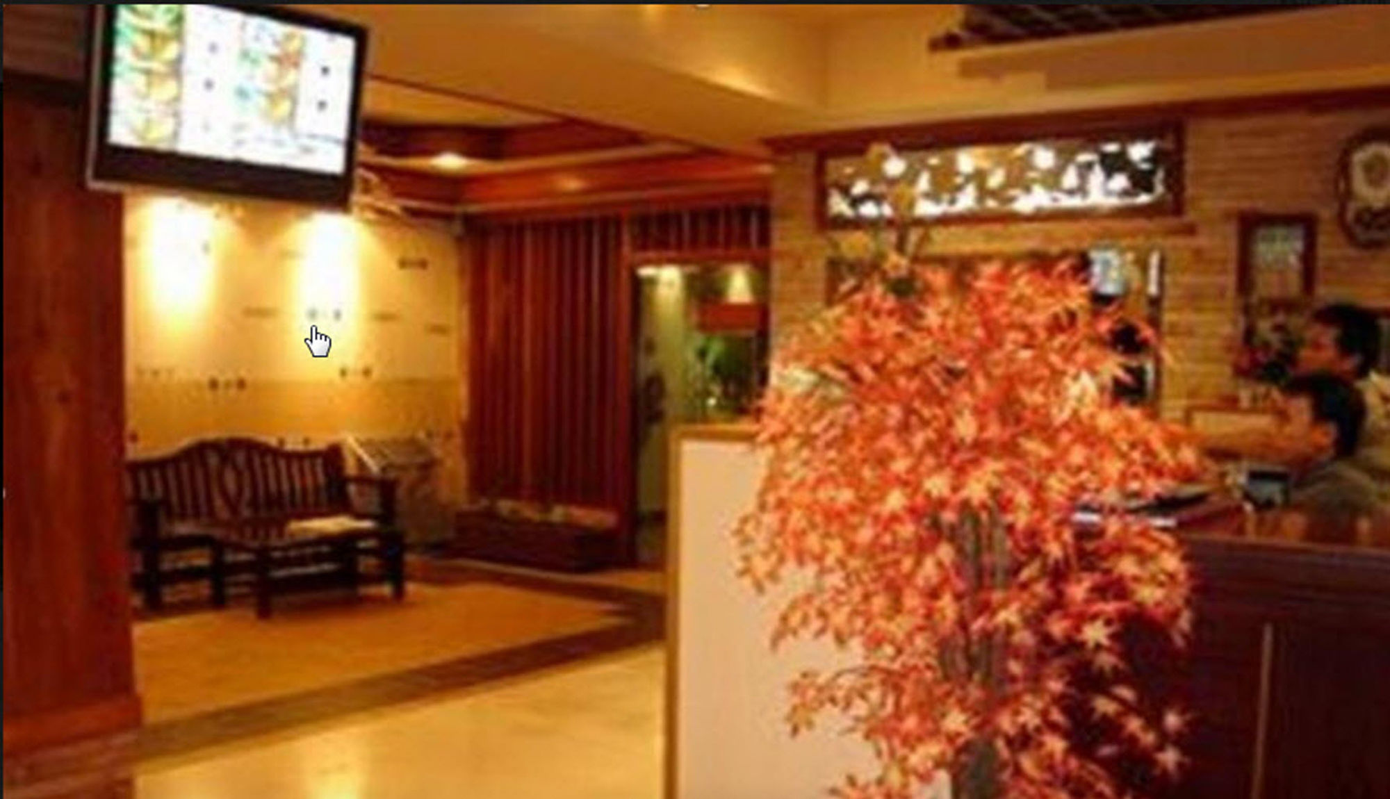 Preechana Golden Place Serviced Apartment
